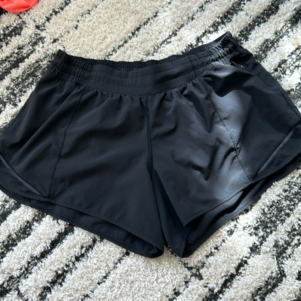 Black Lululemon Hotty Hot shorts